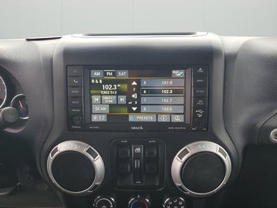 2014 Jeep Wrangler Unlimited 4WD 4dr Sahara