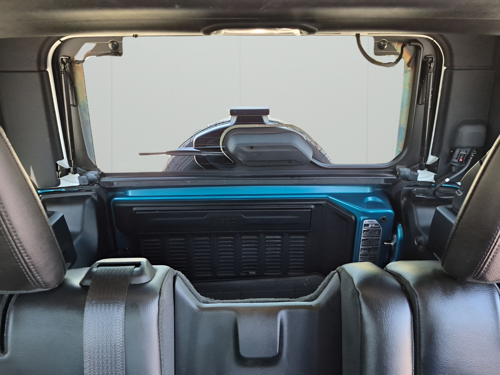 2020 Jeep Wrangler Unlimited Sahara 4x4