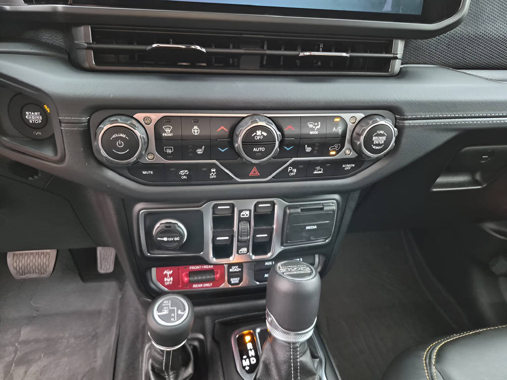 2025 Jeep Wrangler Rubicon 392