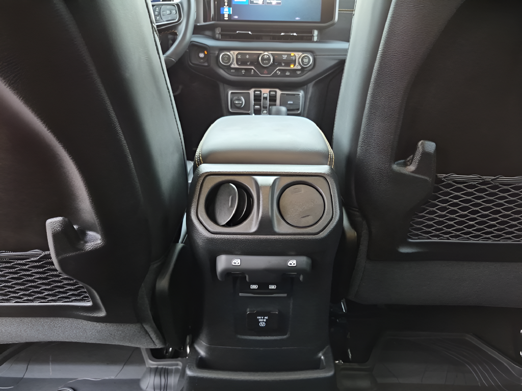 2025 Jeep Wrangler Rubicon 392