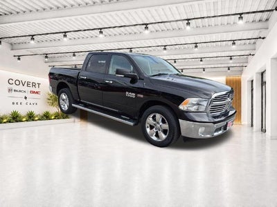 2015 RAM 1500 4WD Crew Cab 5.7 Ft Box Lone Star