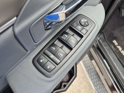 2015 RAM 1500 4WD Crew Cab 5.7 Ft Box Lone Star
