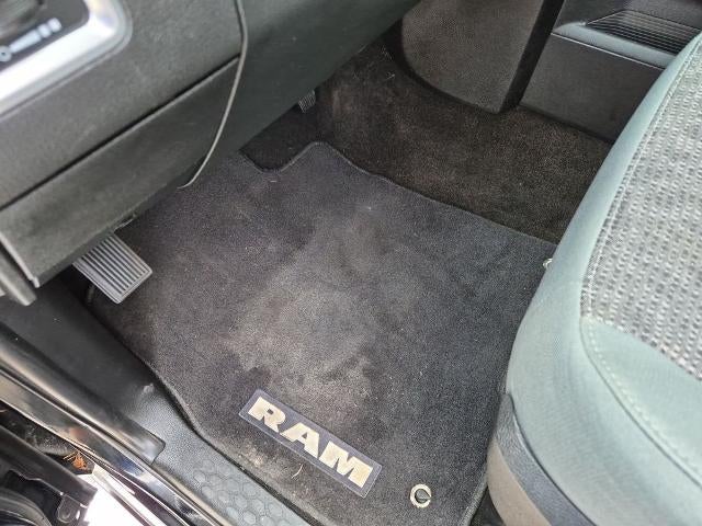 2015 RAM 1500 4WD Crew Cab 5.7 Ft Box Lone Star