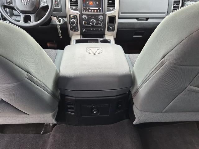 2015 RAM 1500 4WD Crew Cab 5.7 Ft Box Lone Star
