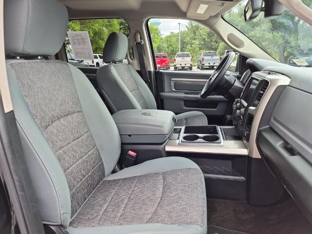 2015 RAM 1500 4WD Crew Cab 5.7 Ft Box Lone Star