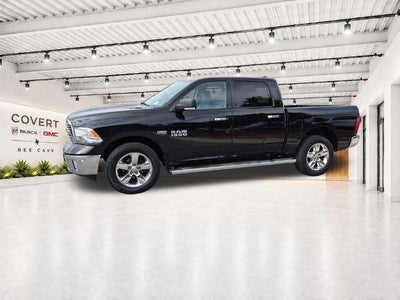 2015 RAM 1500 4WD Crew Cab 5.7 Ft Box Lone Star