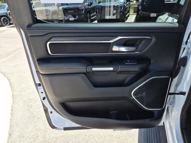 2023 RAM 1500 Laramie 4x2 Crew Cab 5'7" Box