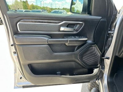 2022 RAM 1500 Big Horn 4x4 Crew Cab 5'7" Box