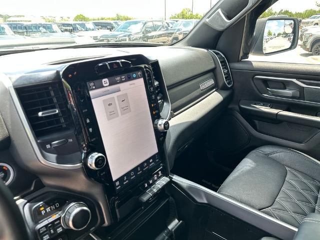 2022 RAM 1500 Big Horn 4x4 Crew Cab 5'7" Box