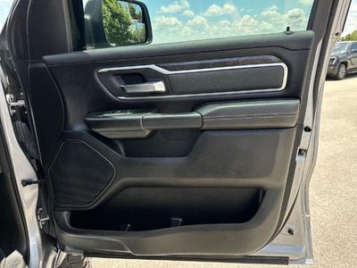 2022 RAM 1500 Big Horn 4x4 Crew Cab 5'7" Box
