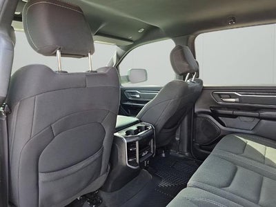 2020 RAM 1500 Big Horn 4x4 Crew Cab 5'7" Box