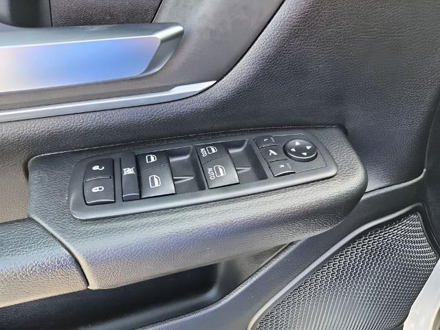 2020 RAM 1500 Big Horn 4x4 Crew Cab 5'7" Box