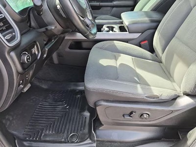 2020 RAM 1500 Big Horn 4x4 Crew Cab 5'7" Box