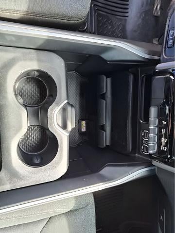 2020 RAM 1500 Big Horn 4x4 Crew Cab 5'7" Box