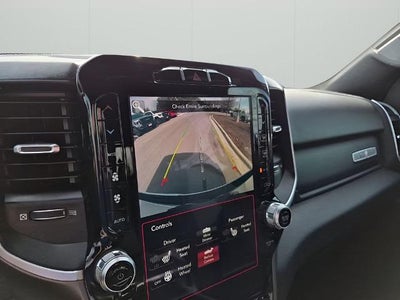 2020 RAM 1500 Big Horn 4x4 Crew Cab 5'7" Box