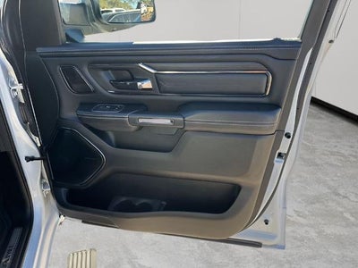 2022 RAM 1500 Limited 4x4 Crew Cab 5'7" Box
