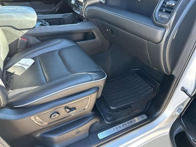 2022 RAM 1500 Limited 4x4 Crew Cab 5'7" Box