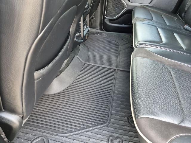 2022 RAM 1500 Laramie 4x4 Crew Cab 5'7" Box