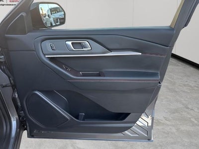 2025 Ford Explorer ST 4WD