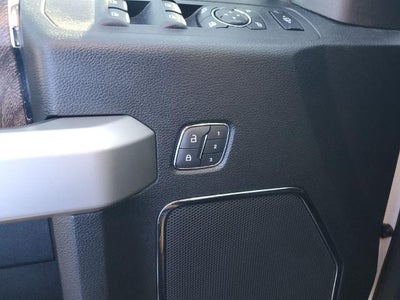 2019 Ford Super Duty F-250 SRW LARIAT 4WD Crew Cab 6.75' Box