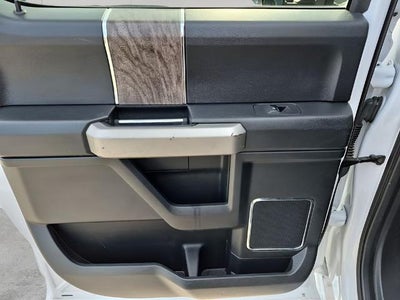 2019 Ford Super Duty F-250 SRW LARIAT 4WD Crew Cab 6.75' Box