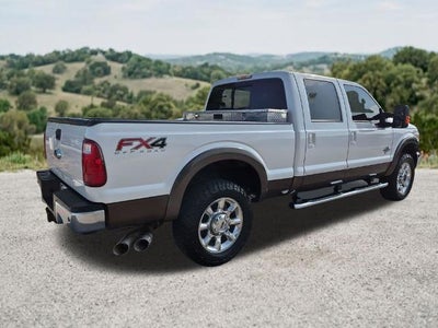 2015 Ford Super Duty F-250 SRW 4WD Crew Cab 6-3/4 Ft Box Lariat