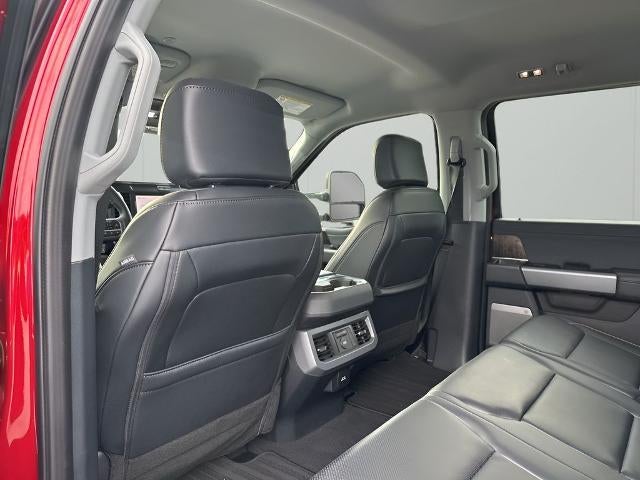 2025 Ford Super Duty F-250 SRW LARIAT 4WD Crew Cab 6.75' Box