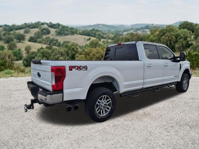 2019 Ford Super Duty F-350 SRW LARIAT 4WD Crew Cab 6.75' Box