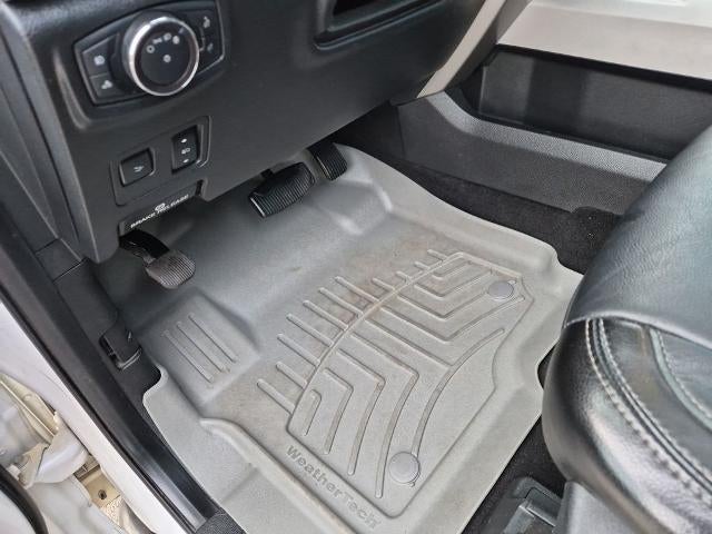 2019 Ford Super Duty F-350 SRW LARIAT 4WD Crew Cab 6.75' Box