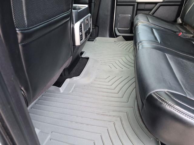 2019 Ford Super Duty F-350 SRW LARIAT 4WD Crew Cab 6.75' Box