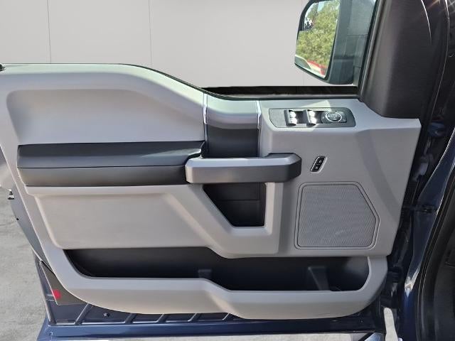 2015 Ford F-150 2WD SuperCab 6-1/2 Ft Box XLT