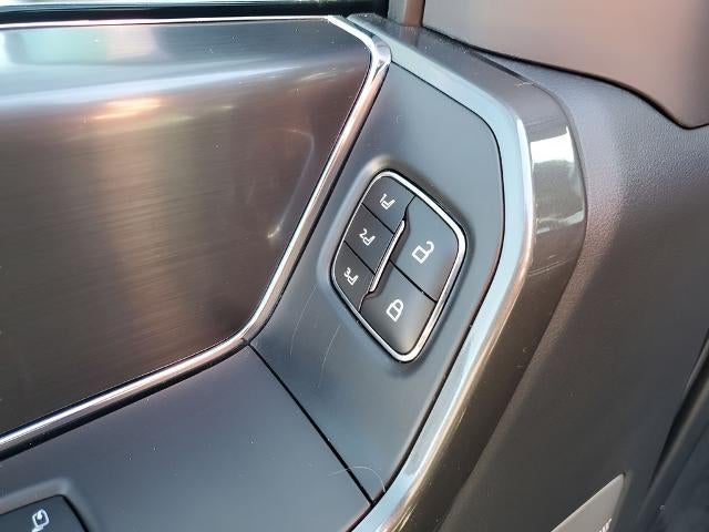 2023 Ford F-150 LARIAT 4WD SuperCrew 5.5' Box