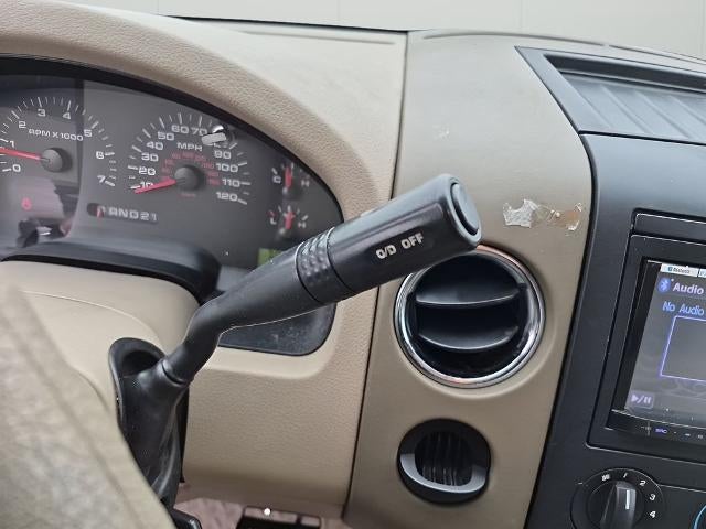 2006 Ford F-150 2WD SuperCab Styleside 6-1/2 Ft Box XL