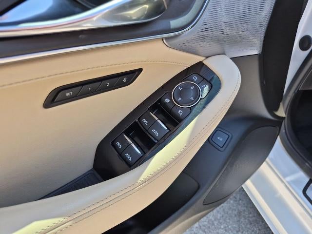 2022 Cadillac CT5 4dr Sdn Premium Luxury