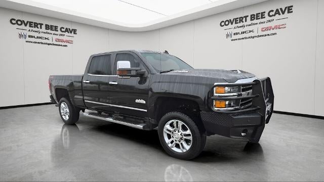 2019 Chevrolet Silverado 2500 HD Crew Cab Standard Box 4-Wheel Drive High Country