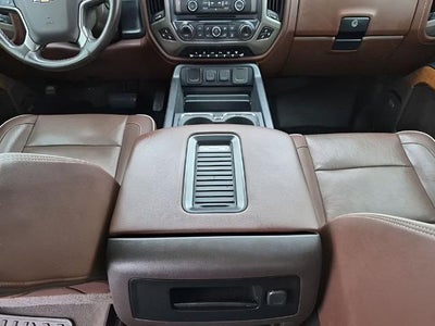 2019 Chevrolet Silverado 2500 HD Crew Cab Standard Box 4-Wheel Drive High Country