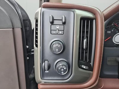 2019 Chevrolet Silverado 2500 HD Crew Cab Standard Box 4-Wheel Drive High Country