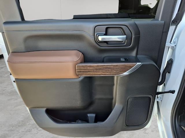 2020 Chevrolet Silverado 2500 HD Crew Cab Standard Box 4-Wheel Drive High Country