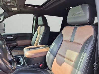 2020 Chevrolet Silverado 2500 HD Crew Cab Standard Box 4-Wheel Drive High Country