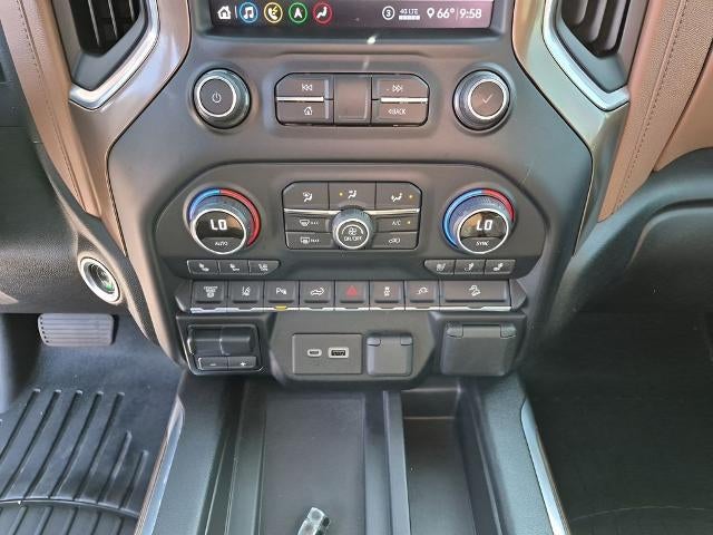 2020 Chevrolet Silverado 2500 HD Crew Cab Standard Box 4-Wheel Drive High Country