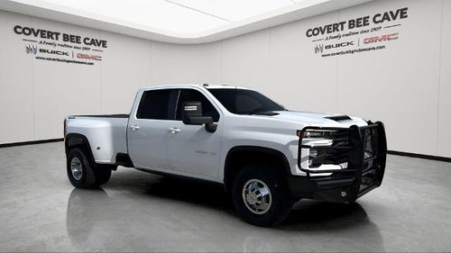 2024 Chevrolet Silverado 3500 HD Crew Cab Standard Box 4-Wheel Drive LT