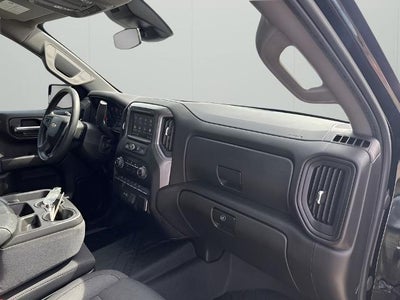 2022 Chevrolet Silverado 1500 Crew Cab Short Box 2-Wheel Drive Custom