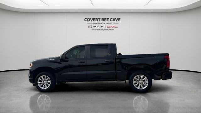 2022 Chevrolet Silverado 1500 Crew Cab Short Box 2-Wheel Drive Custom