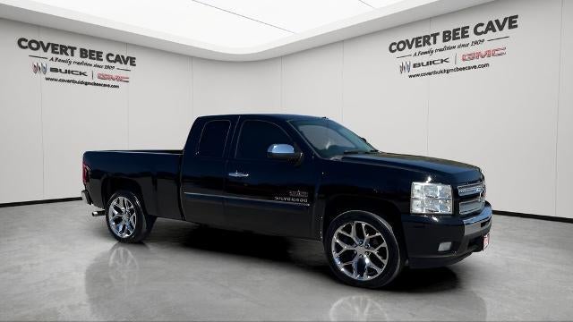 2011 Chevrolet Silverado 1500 Extended Cab Standard Box 2-Wheel Drive LT