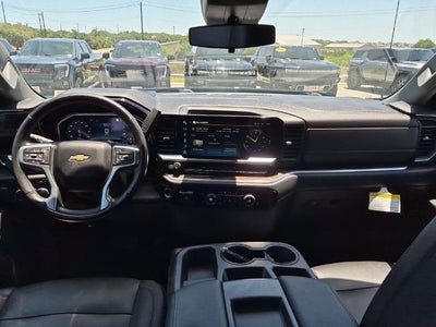 2022 Chevrolet Silverado 1500 Crew Cab Standard Box 4-Wheel Drive LT