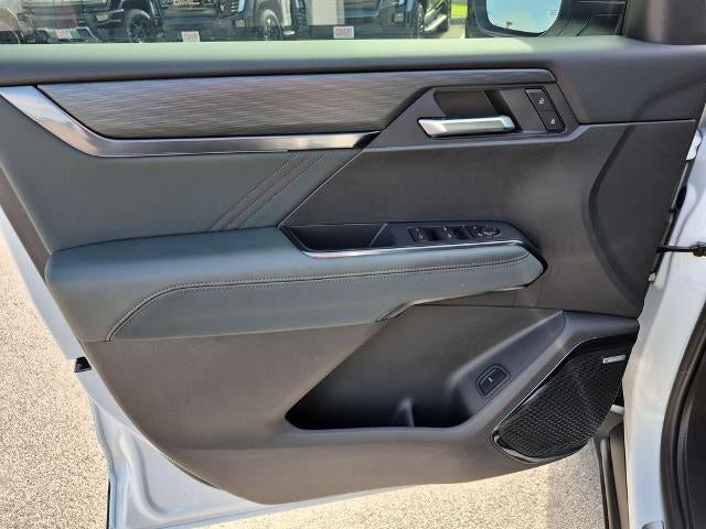 2026 GMC Acadia AWD AT4