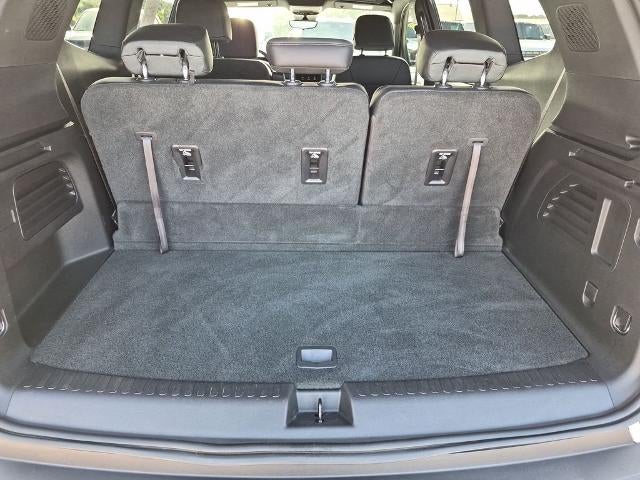 2026 GMC Acadia AWD AT4
