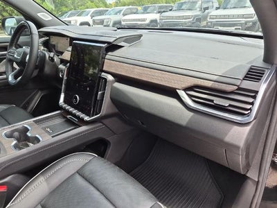 2024 GMC Acadia AWD Denali