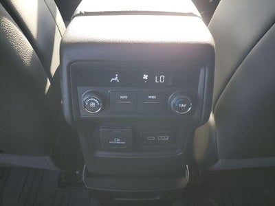 2023 GMC Acadia FWD SLT