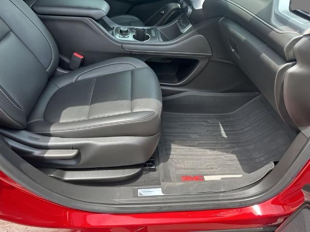 2023 GMC Acadia FWD SLT